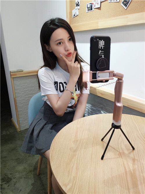 CCEE工厂秀（42）|豪华联合：单品年均销量300万支，自拍杆里引发的一场大商机