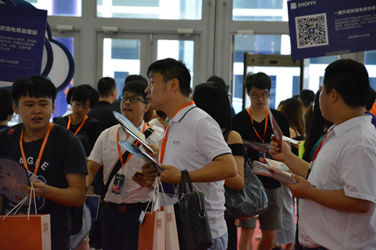 跨境电商百舸争流，四大产业带抱团大卖联动出海