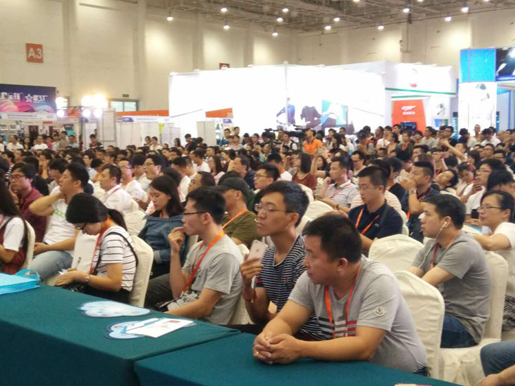 直击CCEE选品大会：中国传统产业带如何走出一条“蜕变”之路？