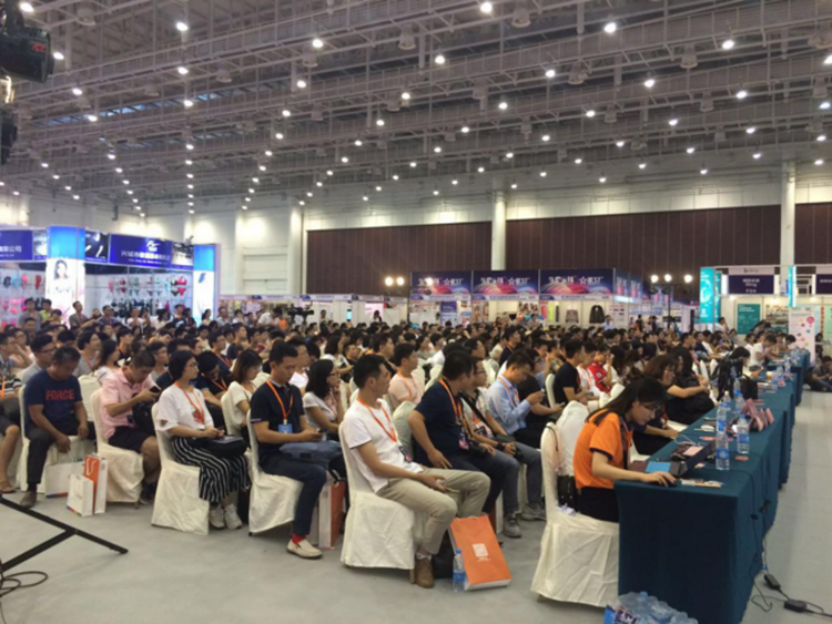 直击CCEE选品大会：跨境电商的多平台新机遇，大卖已开始布局新渠道……