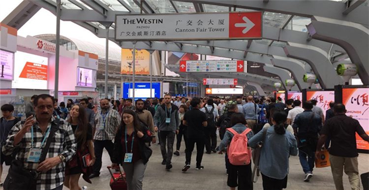 直击122届广交会⑥：海外采购商网购中国货只上阿里？他们又如何评价中国制造？