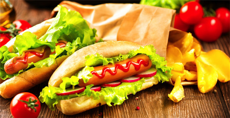 Snapchat尬舞新网红——“跳舞热狗”出服装了，第一天就火了