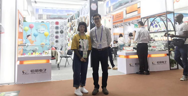 直击122届广交会⑫&nbsp;：从OEM向ODM转变，钟表制造商“十字路口”的绝处逢生