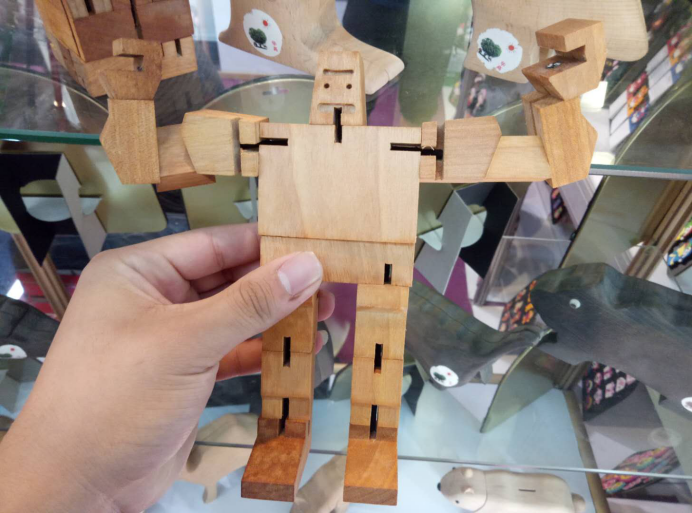 直击122届广交会⑭:“送礼”成风的欧美消费者,选择礼品也“差钱”!