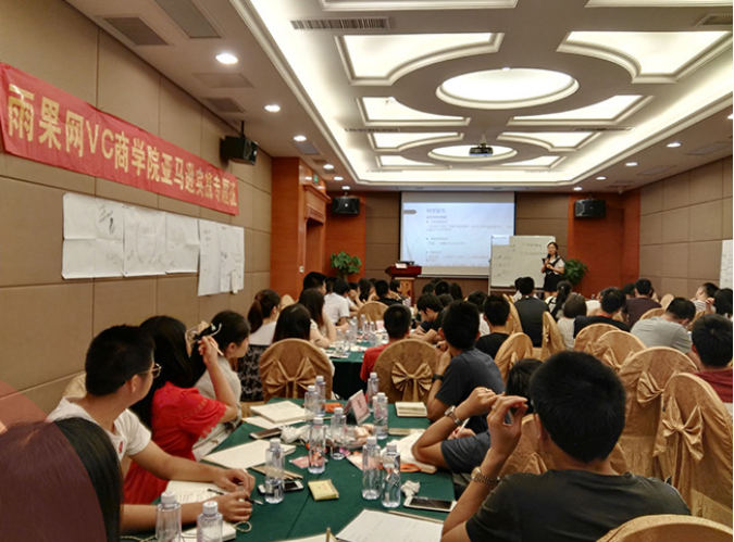 ​越来越“难玩”的亚马逊，中小卖家如何低成本起步？