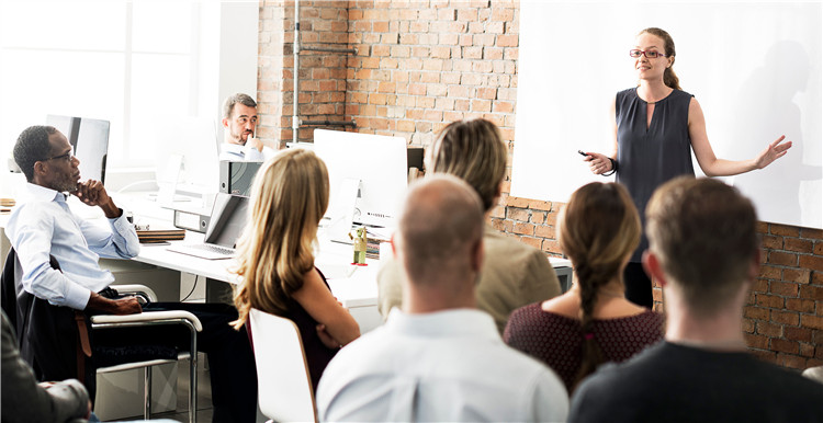 第二届“中国跨境电商50人会议”召开， 货兜成为50人论坛重点企业