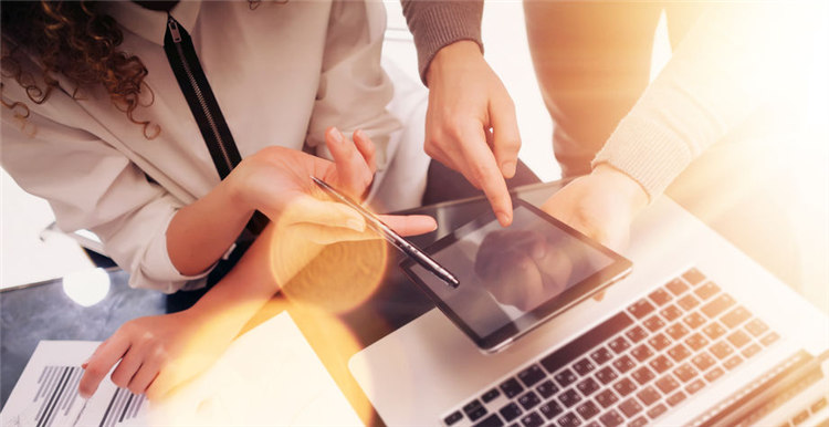 2018年你的电商公司要如何保持竞争力？这9大技术趋势你不能忽视！