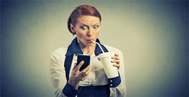 美国女性每天收到来自中国的陌生包裹，背后竟是这个原因……