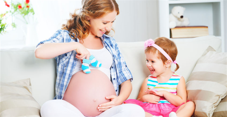 全球孕妇装市场前景巨大，什么样的孕妇装最受外国孕妈们喜欢？