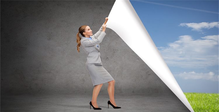 要线上线下齐开花，沃尔玛更改法定名称