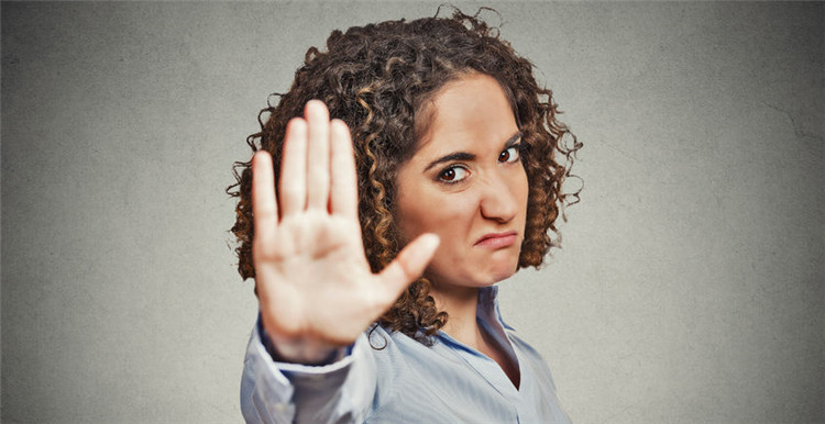 亚马逊网站出现“假乐高”纳粹制服士兵玩具，引消费者发请愿书抵制