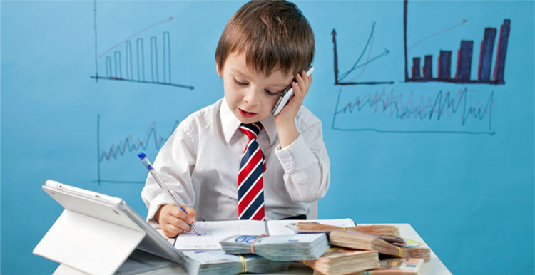 卖季节性产品营收都能上亿！这家销售人造圣诞树的电商企业是如何做到的？