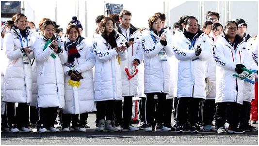 平昌冬奥会刚开幕不久，一件长款羽绒服就在韩国被疯抢！