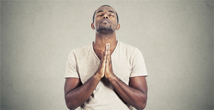 “印度象头神长筒袜”遭信徒抗议，亚马逊火速下架产品