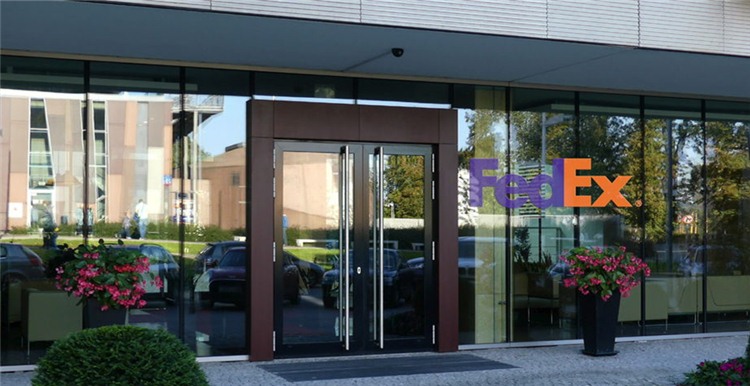 合作升級！聯(lián)邦快遞將在沃爾瑪門店增設(shè)500個FedEx辦公店鋪