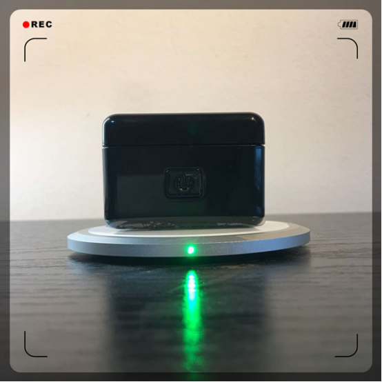 爆款单品卖出超13万台了！她家推出TWS触控式耳机