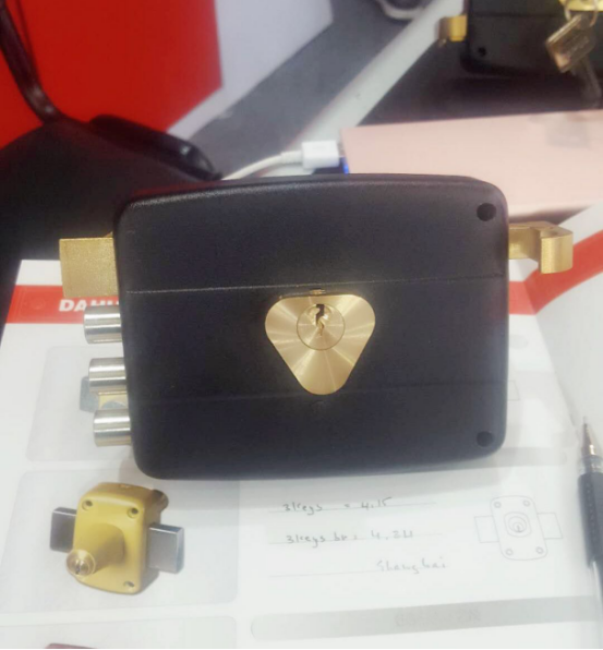 第123届广交会阿尔及利亚采购商：中国企业复制能力强，但近年价格普遍上涨