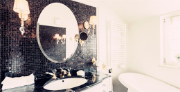 抖音上爆火的镜子，广交会上也遭外商“围堵”