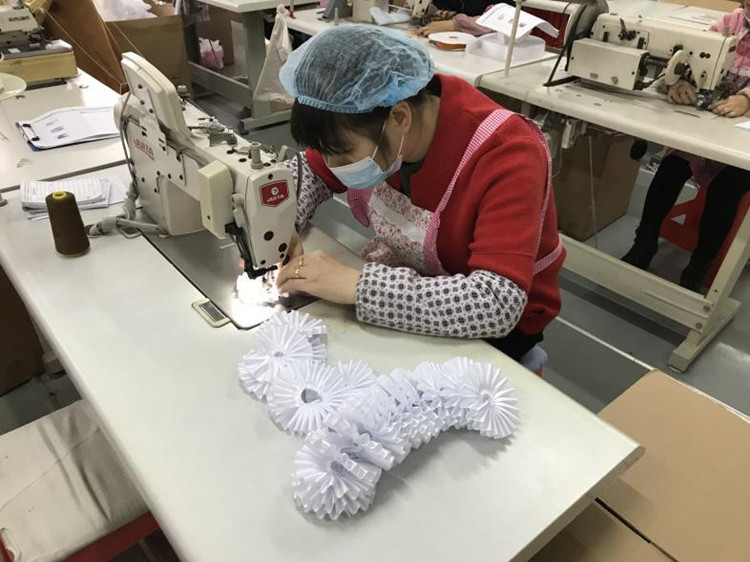 【工厂揭秘】乐卡芙：针对性开发Baby配饰，款款刮起流行风