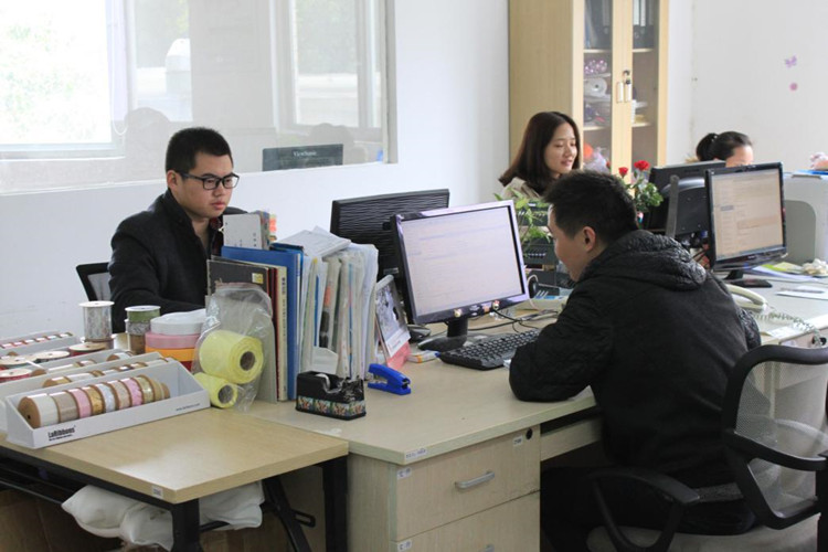 【工厂揭秘】乐卡芙：针对性开发Baby配饰，款款刮起流行风