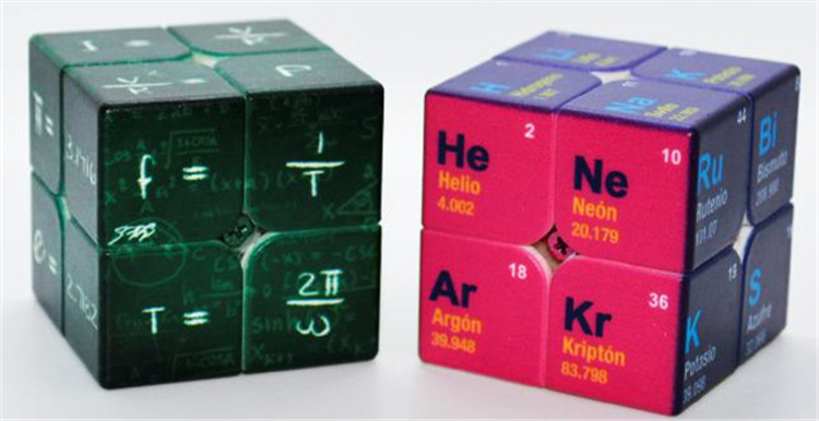 多图案的定制魔方，海外市场的利润很高