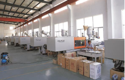 工厂揭秘丨天虹文具：上过央视的制造商，各种荣誉贴满墙