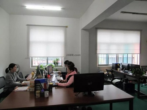 工厂揭秘丨洛克休闲：他家的产品48小时极速发货，还可代理进出口服务