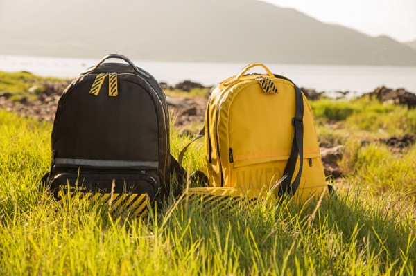 功能旅行双肩包,“玩”遍欧美市场