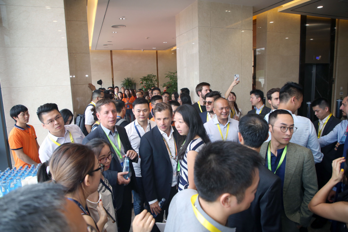  雨果网全球跨境电商中心正式启动，推动跨境电商全产业链发展