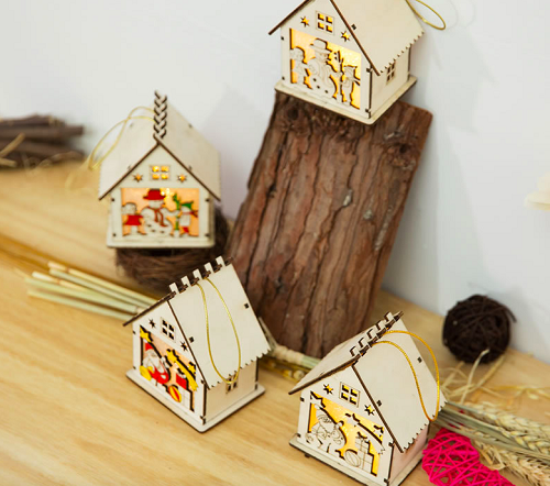 这家生产圣诞系列爆款的工厂，莱茵为其信任“背书”