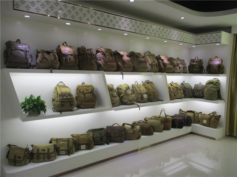 工厂揭秘丨雷樱皮具：年均上新300款，为各大一线品牌代工