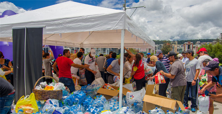 飓风“佛罗伦萨”大举逼近，亚马逊启动救灾行动小组准备随时救援