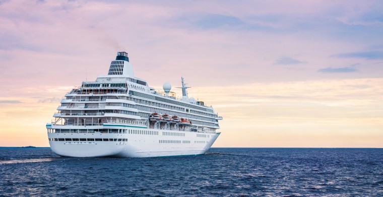 2016美国海关查获假货多来自中国，鞋服包袋榜上有名