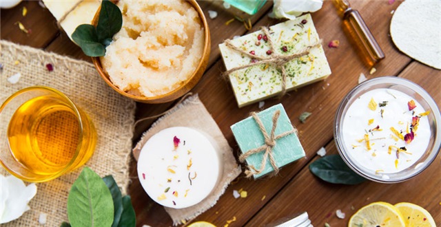 揭秘：全球9大化妆品巨头“花钱”排行榜，谁一年花4000亿？