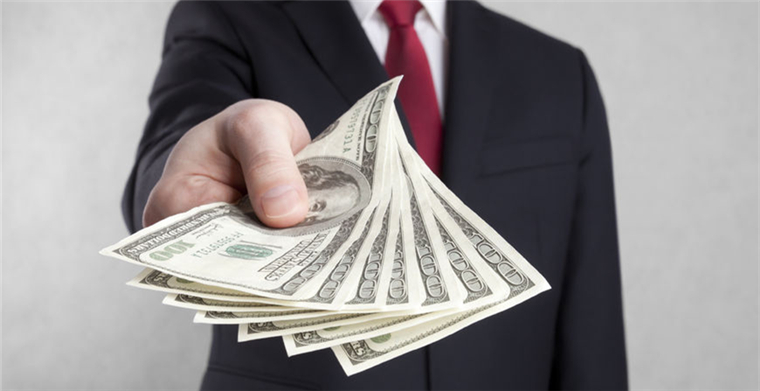 洋码头不玩“双11”，Angelababy站台玩“黑五”