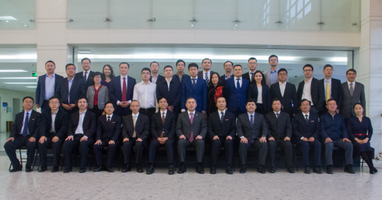 姆珉科技徐杭参加中哈经济社会合作论坛，积极推动中哈贸易再发展