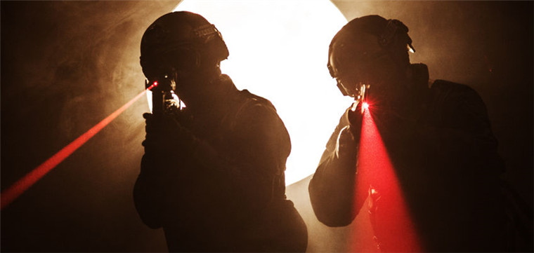 英国：亚马逊卖家出售违禁危险武器，披露后被下架