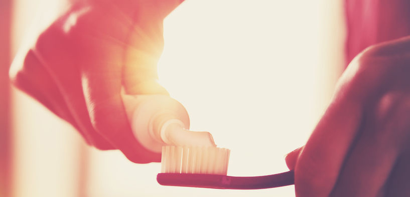 广州白云区八方物流城发生火灾，货物被烧损失惨重