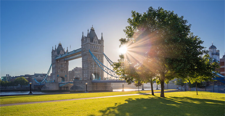 英國(guó)財(cái)政大臣哈蒙德：將對(duì)亞馬遜、Alphabet等科技巨頭征收“數(shù)字服務(wù)稅”