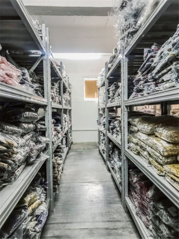 工厂揭秘丨塔尼布：专注欧美跨境女装，潮流时尚设计