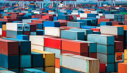 贸易战致美线运费翻倍，美国港口发出严重拥堵警告，洛杉矶和长滩港告急