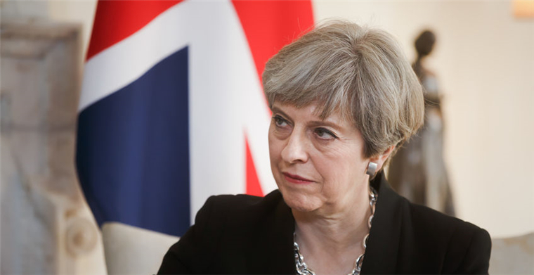 英国脱欧协议遭遇历史性惨败，英镑却意料外走强