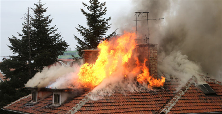 突发！亚马逊MEM1仓库发生火灾，卖家需立即取消发货至该仓库的计划！