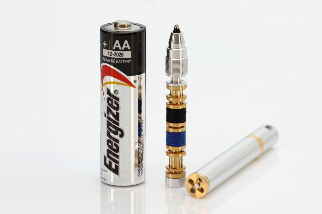 EDC飞镖笔，巧妙容纳一套缝纫工具