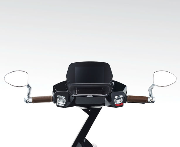 实用型现代电子滑板车，智能连接折叠方便