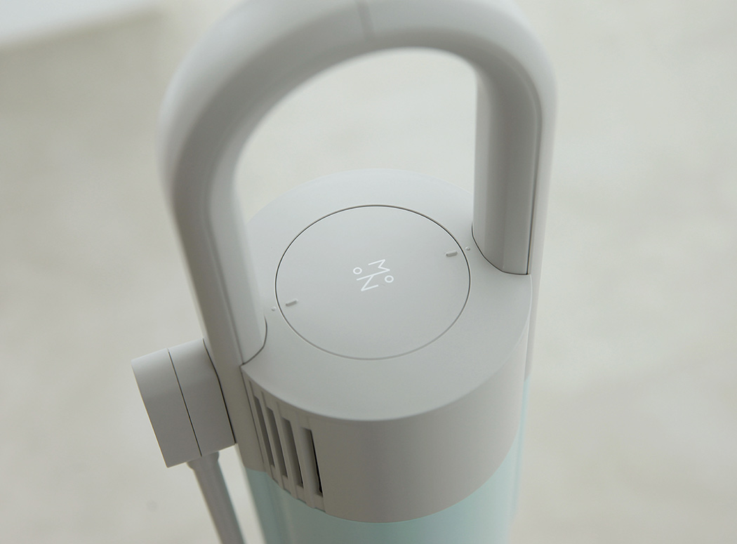 真空吸尘器，小巧精致宛如雕塑