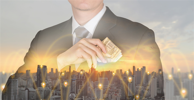 满足个性化所需，他挖掘C端市场升级产品月销百万美元