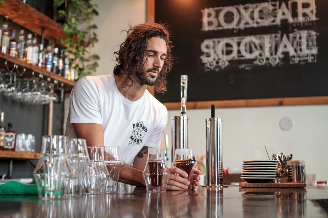 咖啡和葡萄酒一样复杂，这款咖啡杯能帮助你欣赏它