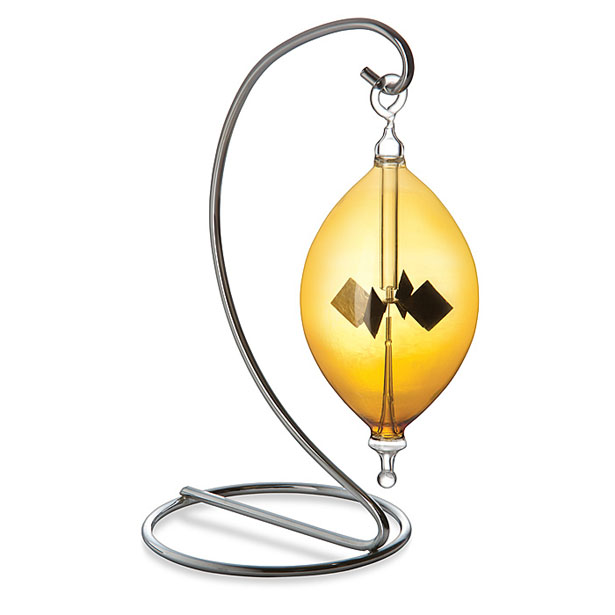 太阳辐射计量器，利用热蒸腾作用旋转