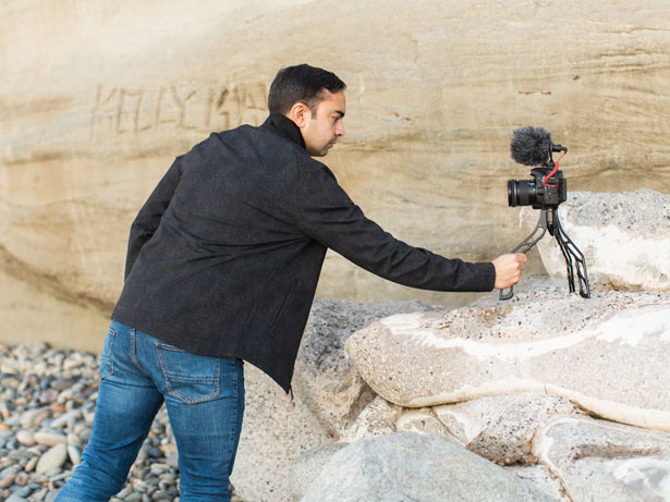 VLOG专用三脚架，轻便易携功能强